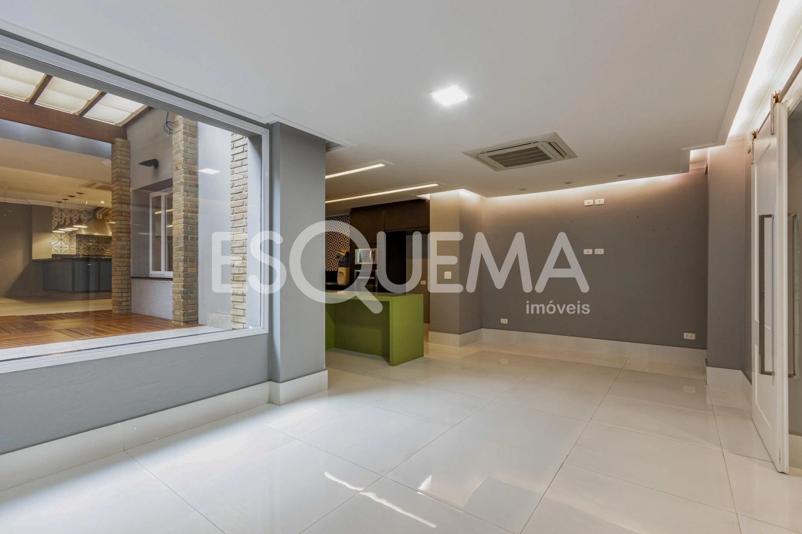 Casa moderna em ótima localização - Imagem 12