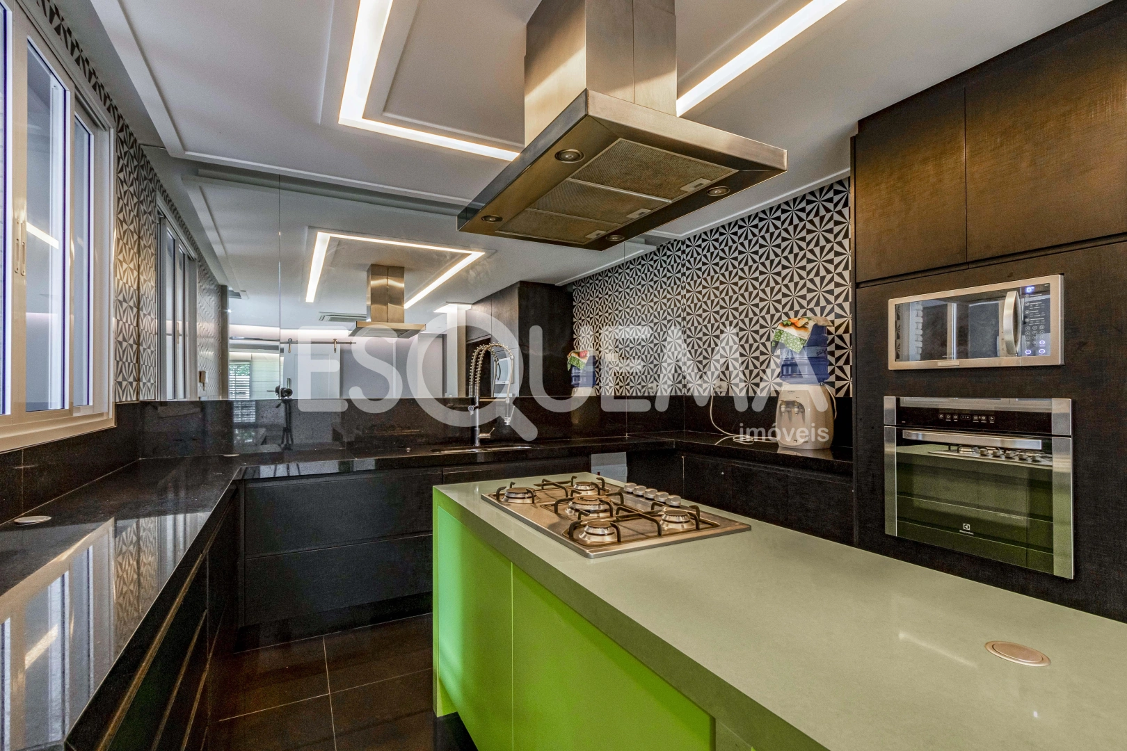 Casa moderna em ótima localização - Imagem 8