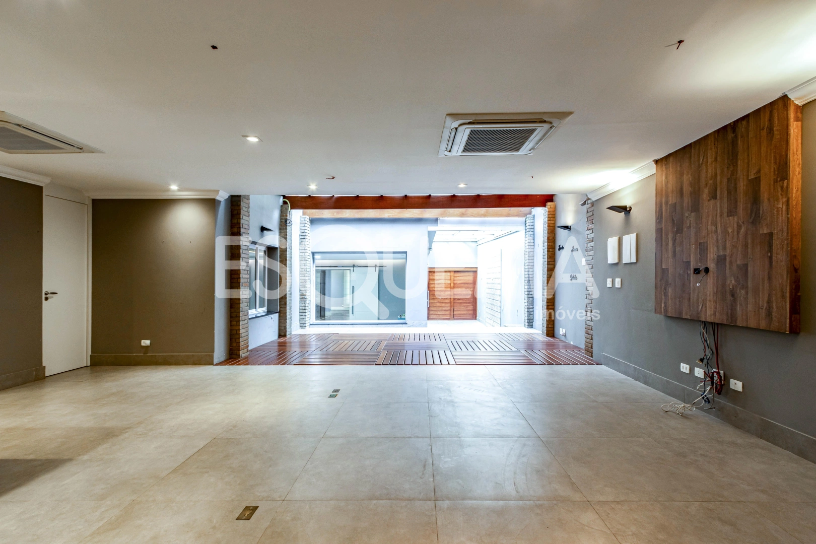 Casa moderna em ótima localização - Imagem 9
