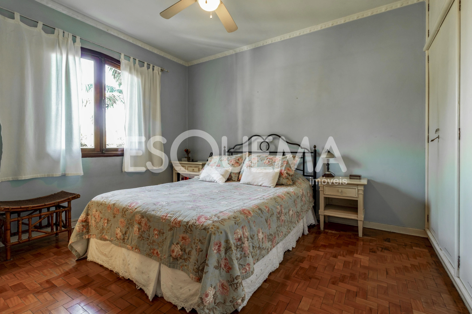 Casa em rua tranquila e arborizada - Imagem 14