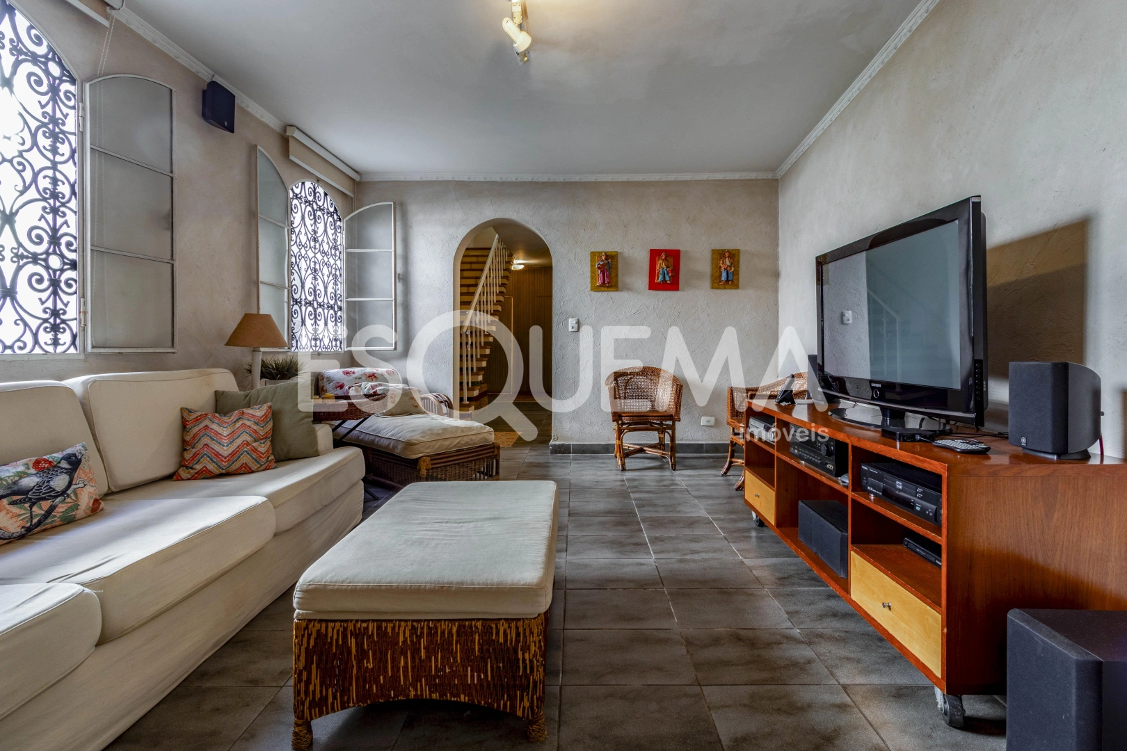 Casa em rua tranquila e arborizada - Imagem 9