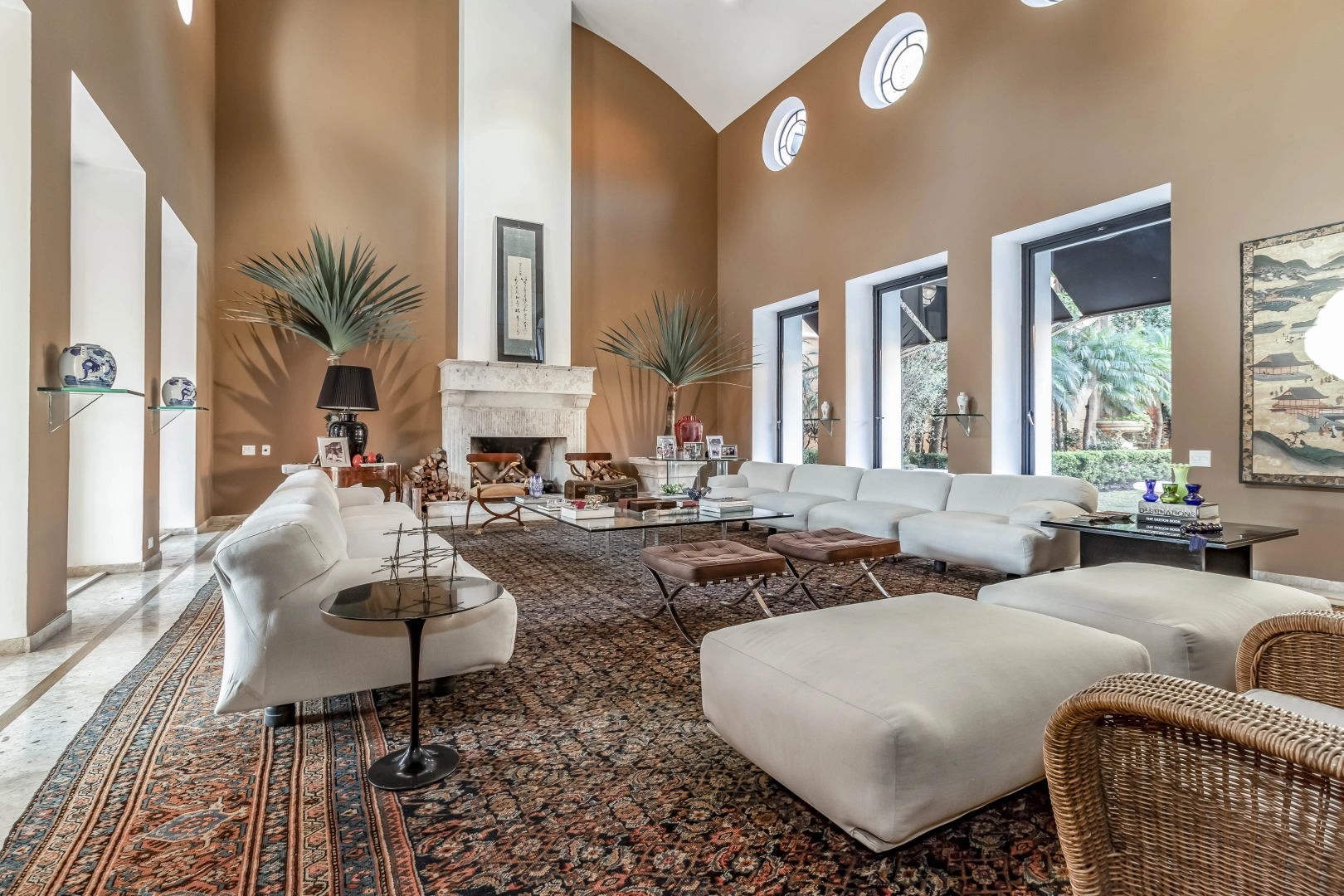 Mansão em estilo Toscano - Imagem 3