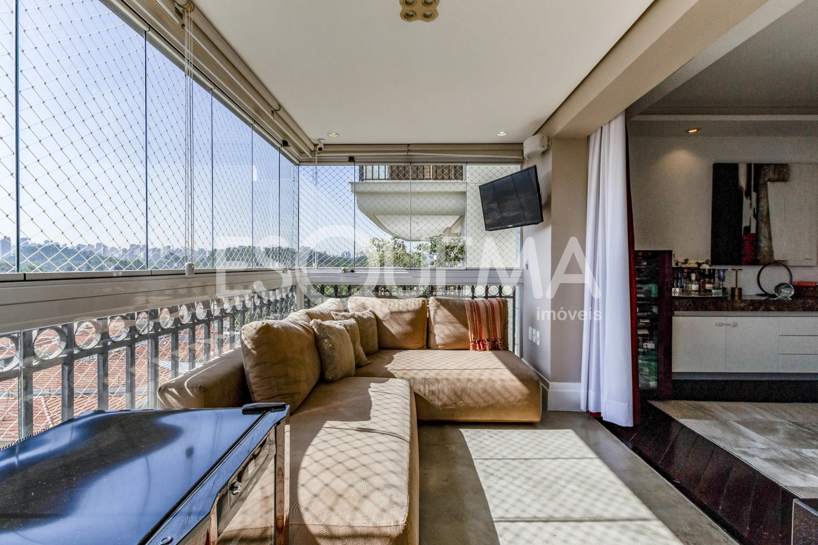 Apartamento reformado próximo ao Parque Ibirapuera - Imagem 1