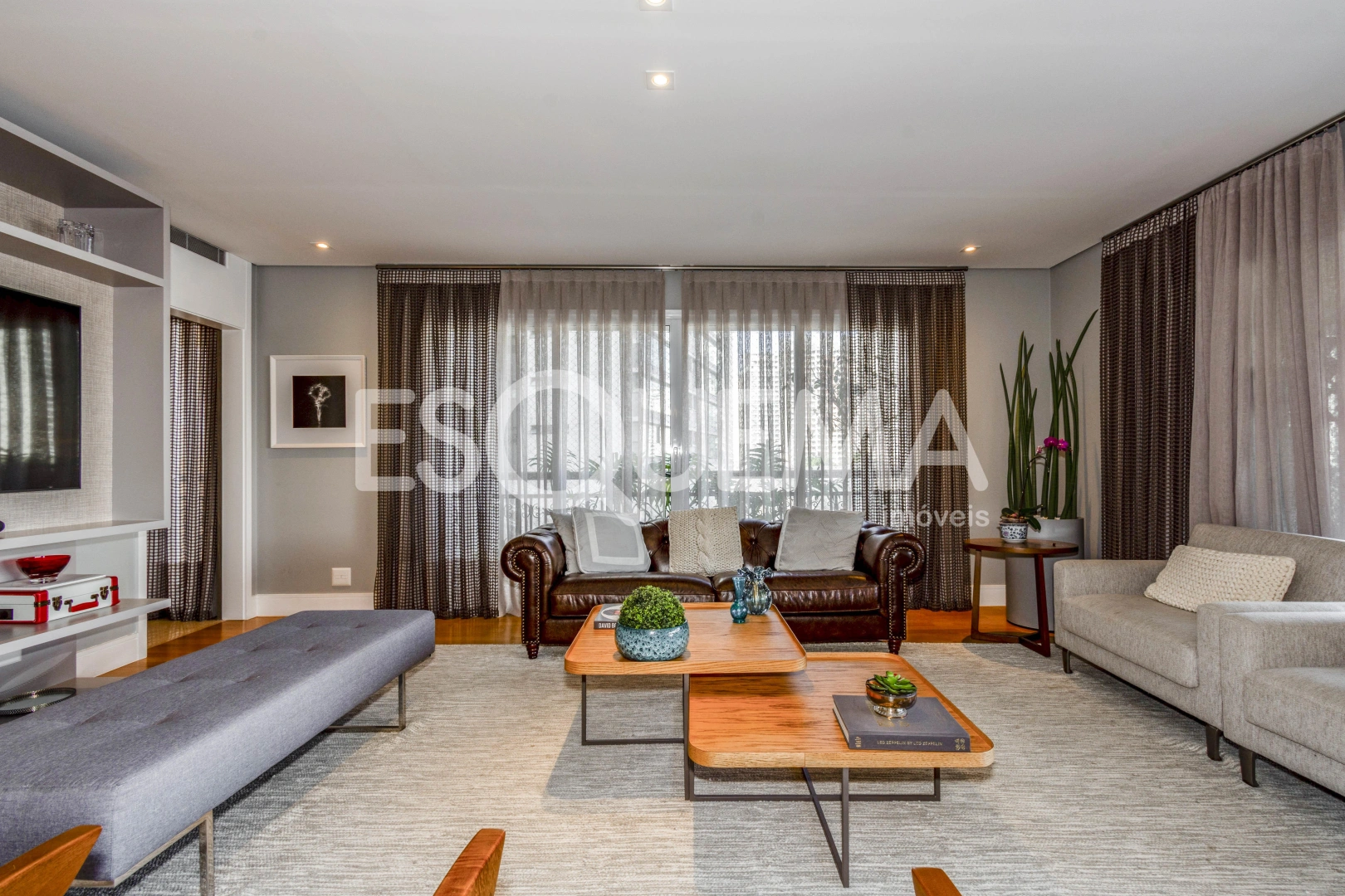 Apartamento com 4 suítes em edifício neoclássico - Imagem 5