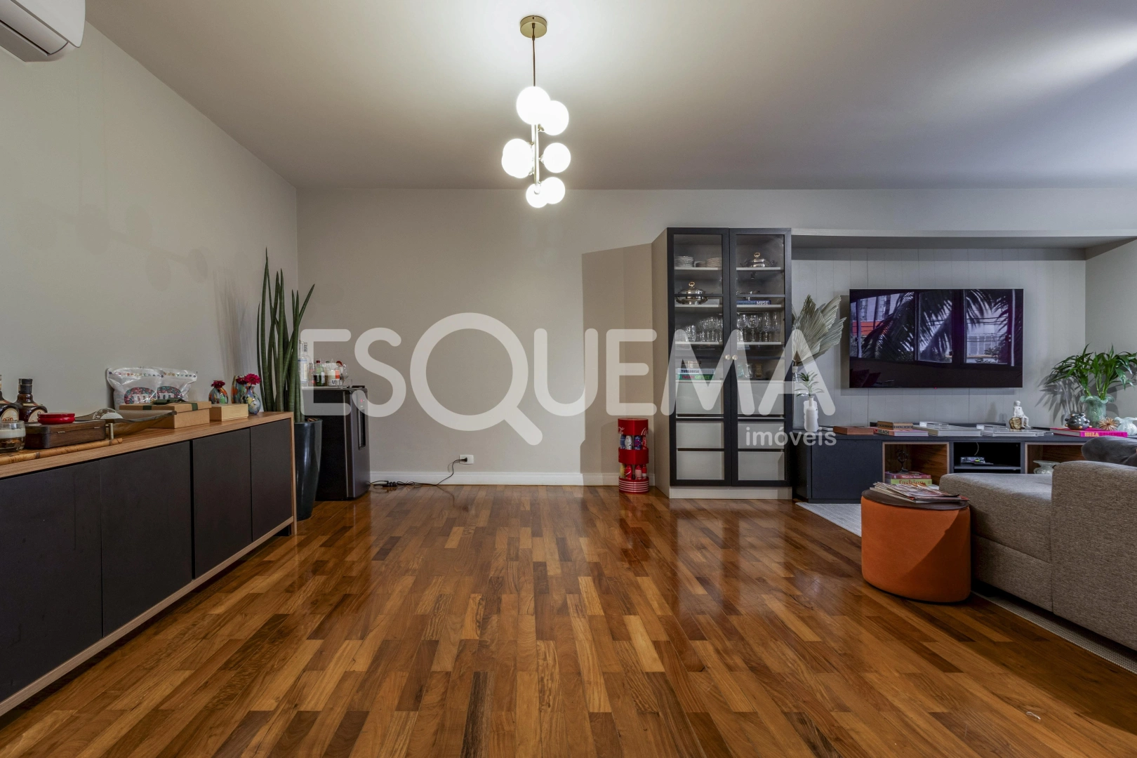 Apartamento reformado em ótima localização - Imagem 6