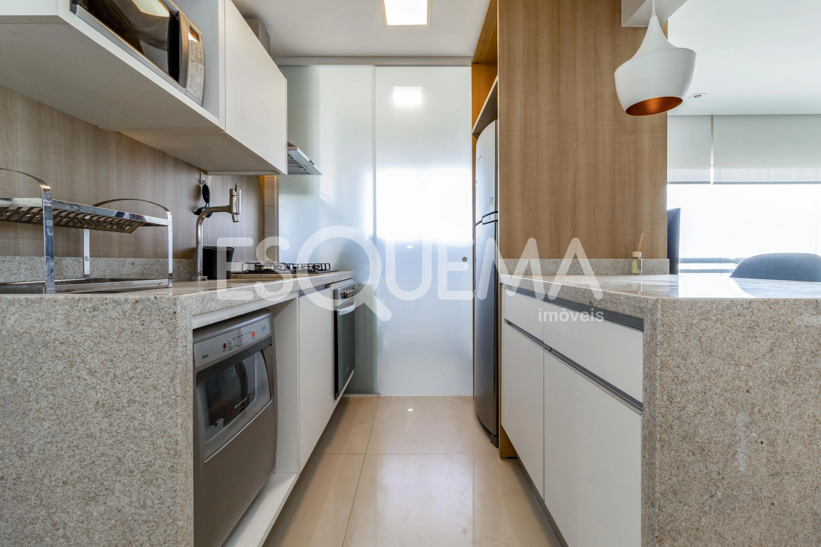 Cobertura duplex mobiliada com vista privilegiada - Imagem 10