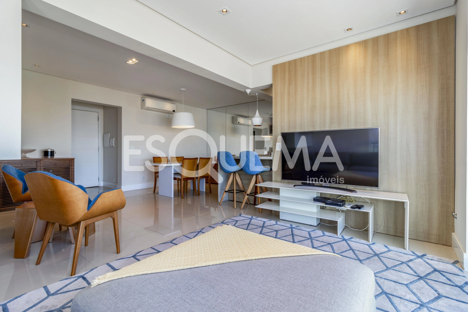 Cobertura duplex mobiliada com vista privilegiada - Imagem 2