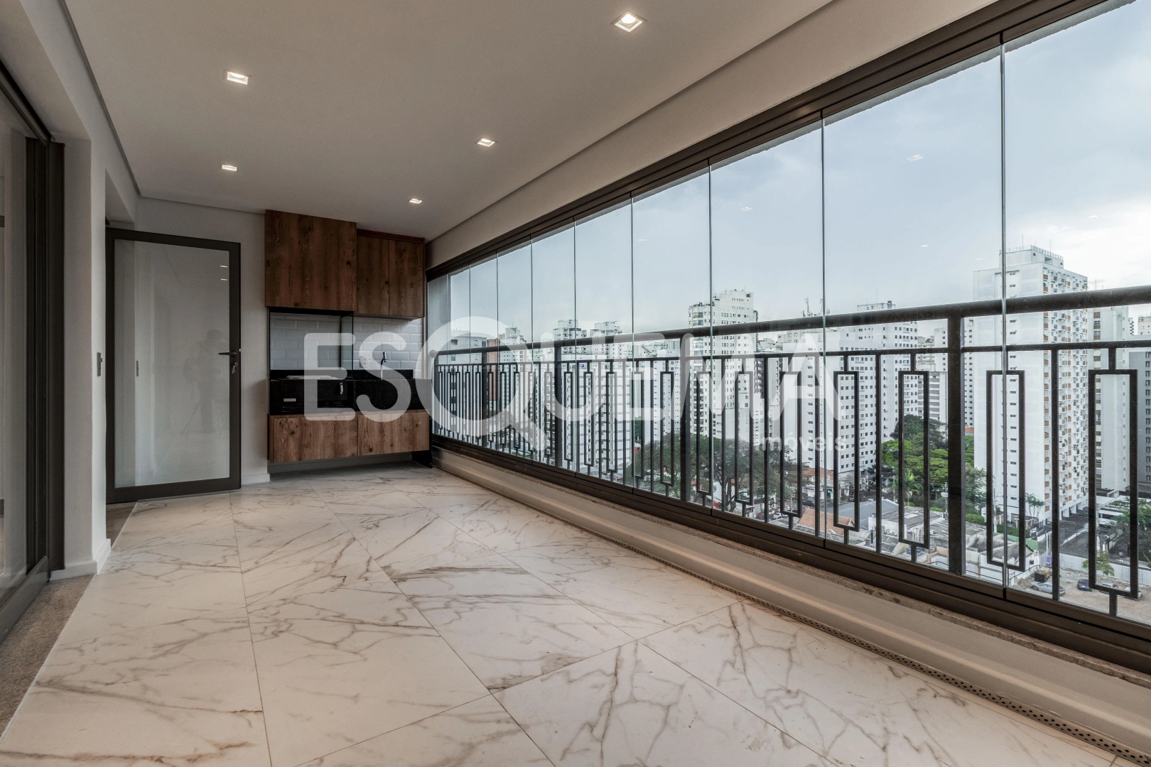 Apartamento reformado em condomínio completo - Imagem 1