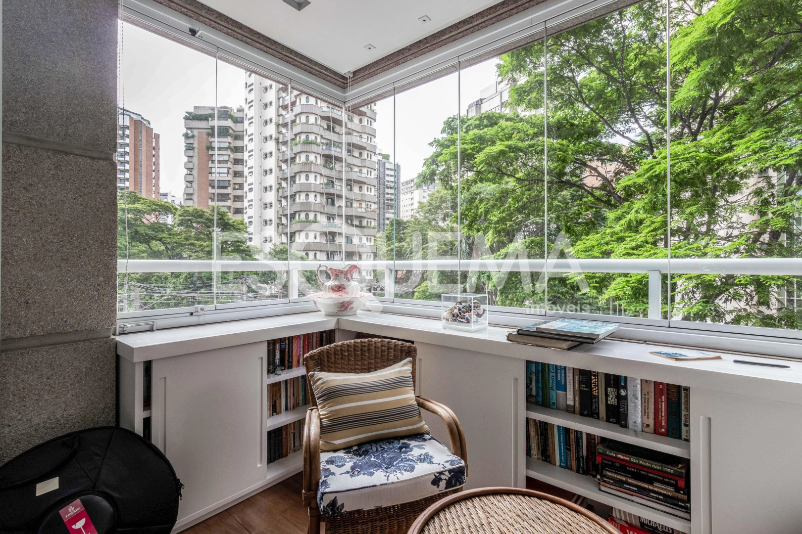 Apartamento reformado e contemporâneo - Imagem 14
