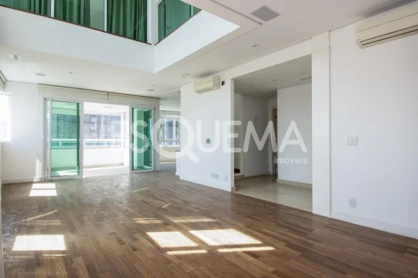 Apartamento duplex próximo ao Clube Pinheiros