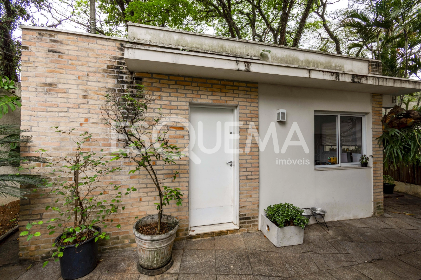 Casa ampla com ar de interior - Imagem 14