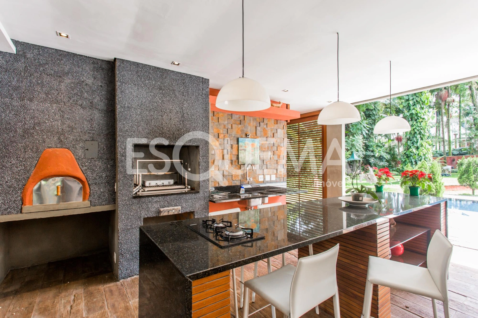 Casa recém-reformada em ótima localização - Imagem 3