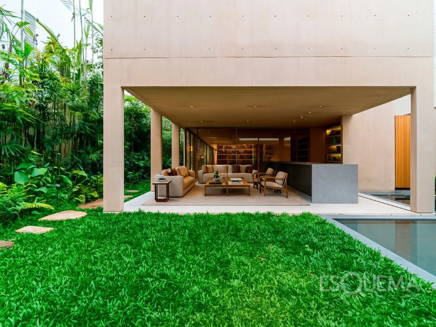 Casa com projeto contemporâneo assinado por Gabriel Kogan e Guilherme Pianca - Imagem 2