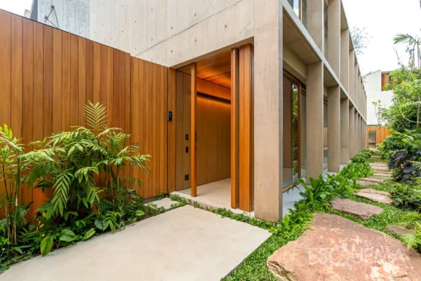 Casa com projeto contemporâneo assinado por Gabriel Kogan e Guilherme Pianca