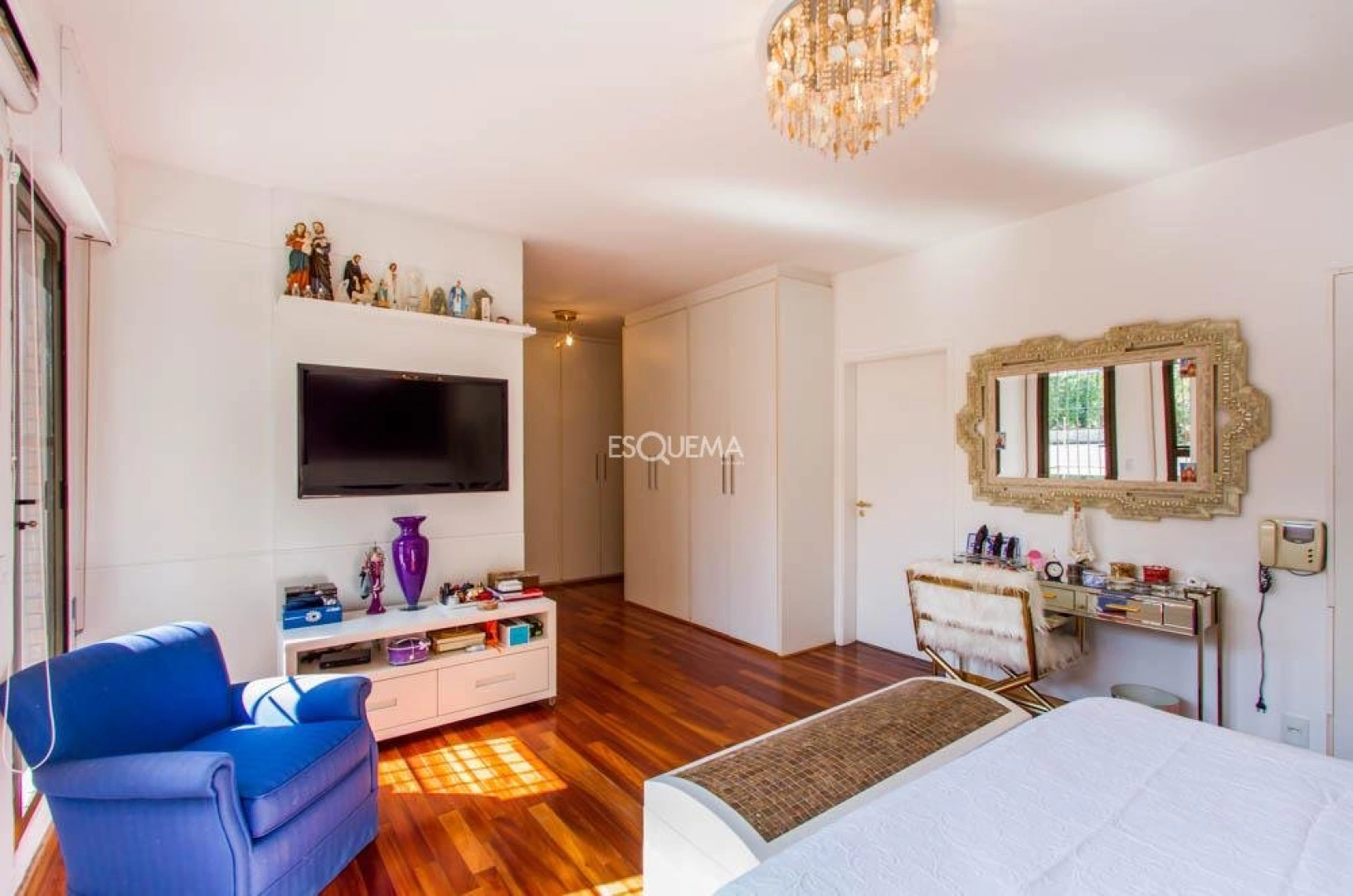 Casa em terreno amplo - Imagem 14