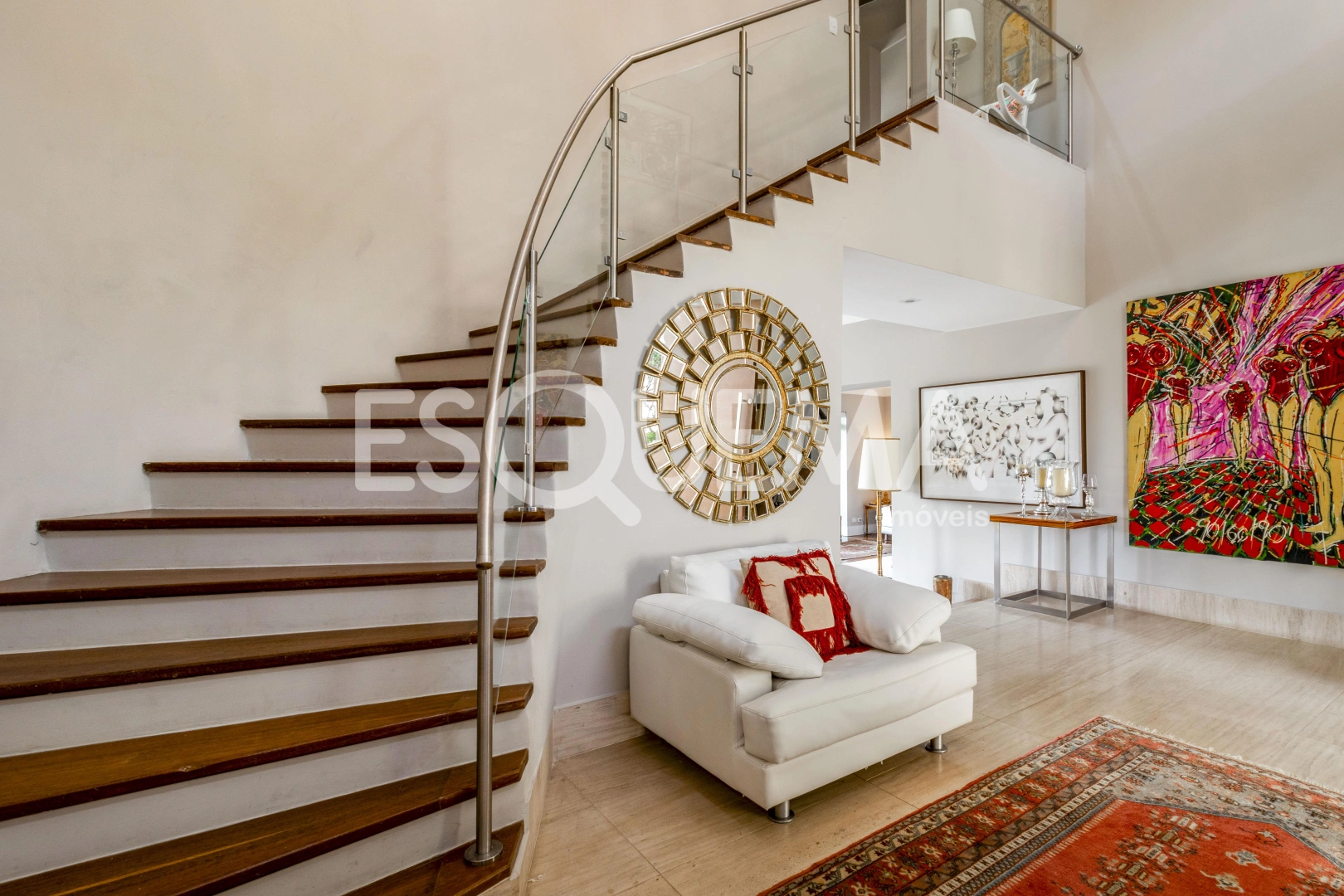 Casa espaçosa em rua tranquila no Jardim Guedala - Imagem 7