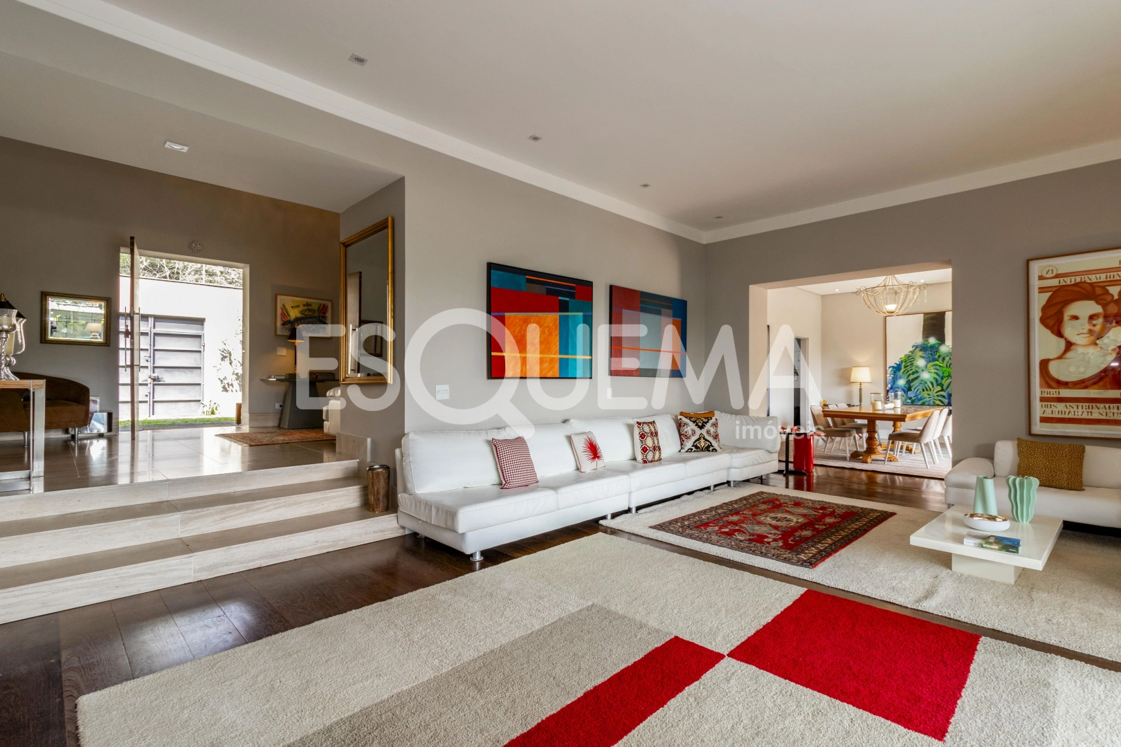 Casa espaçosa em rua tranquila no Jardim Guedala - Imagem 9