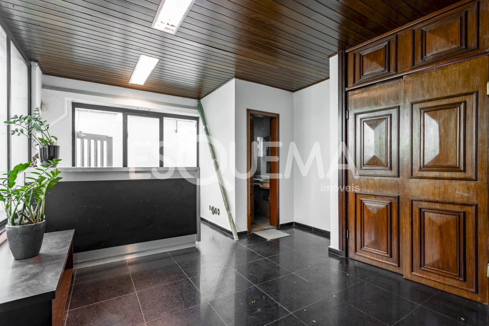 Casa comercial ampla na Cidade Jardim - Imagem 1