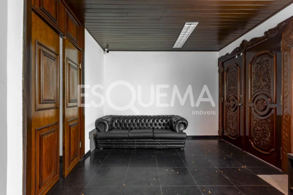 Casa comercial ampla na Cidade Jardim