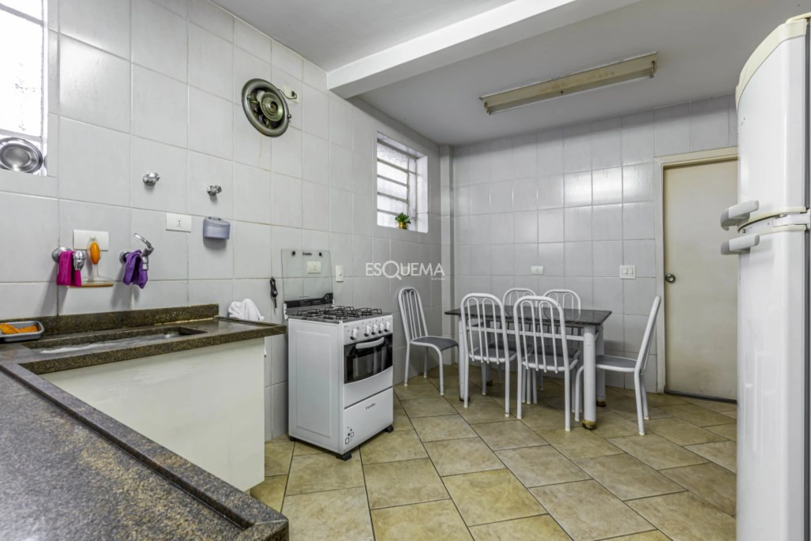 Casa comercial em zoneamento ZCOR 2 - Imagem 10