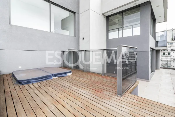 Cobertura nova com piscina privativa e espaço gourmet