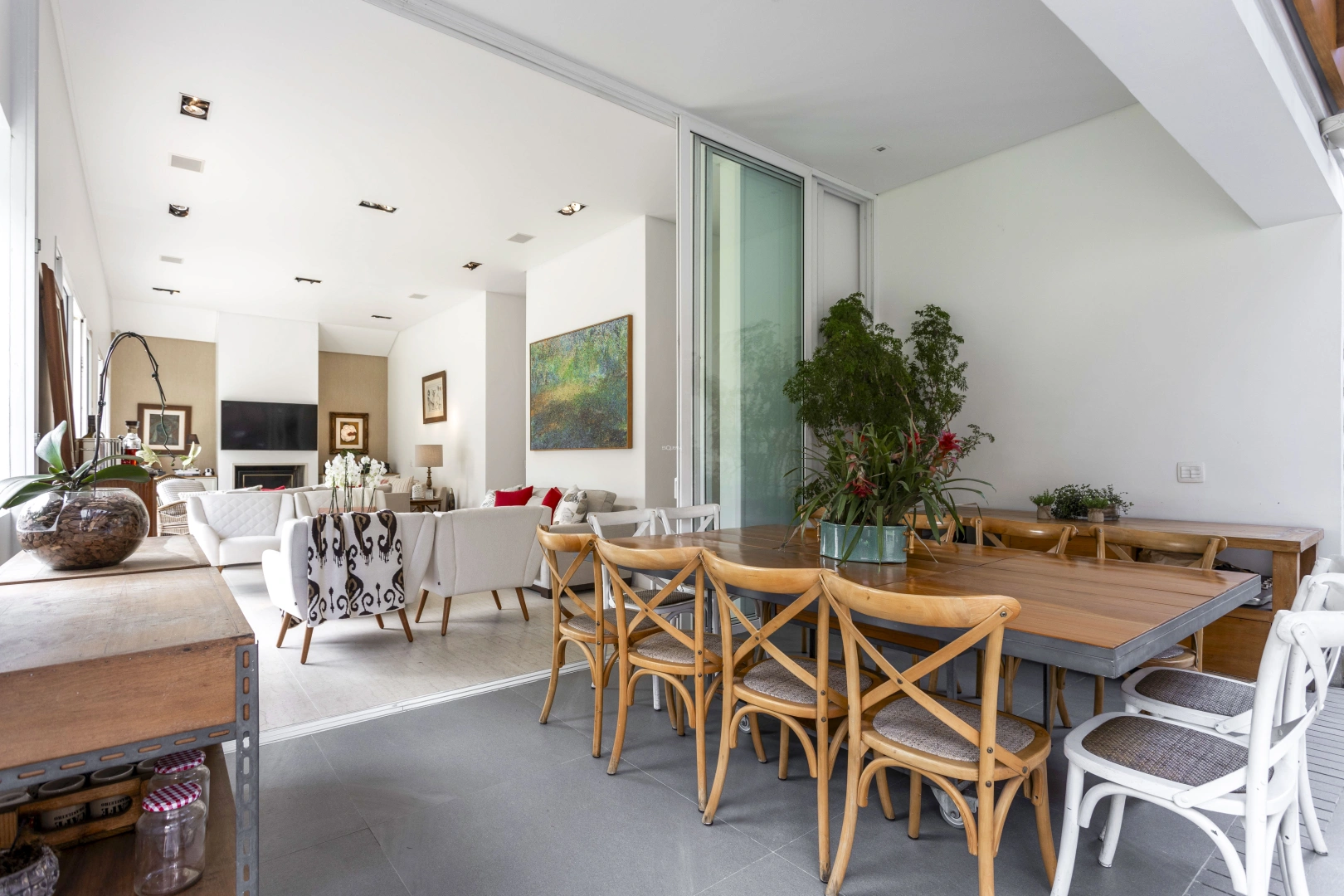 Casa rodeada por belo jardim no Morumbi - Imagem 10