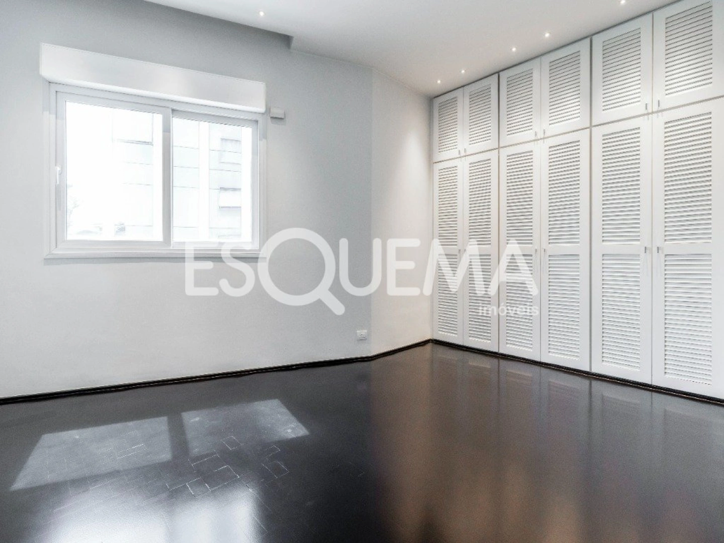 Apartamento reformado no Itaim, com vista aberta para o verde do Jardim Europa - Imagem 13