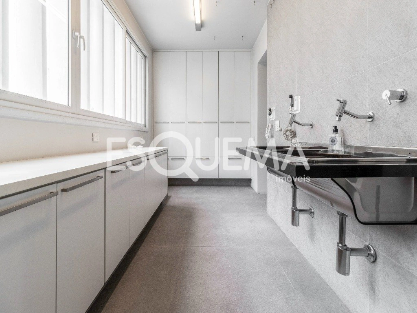 Apartamento reformado no Itaim, com vista aberta para o verde do Jardim Europa - Imagem 15