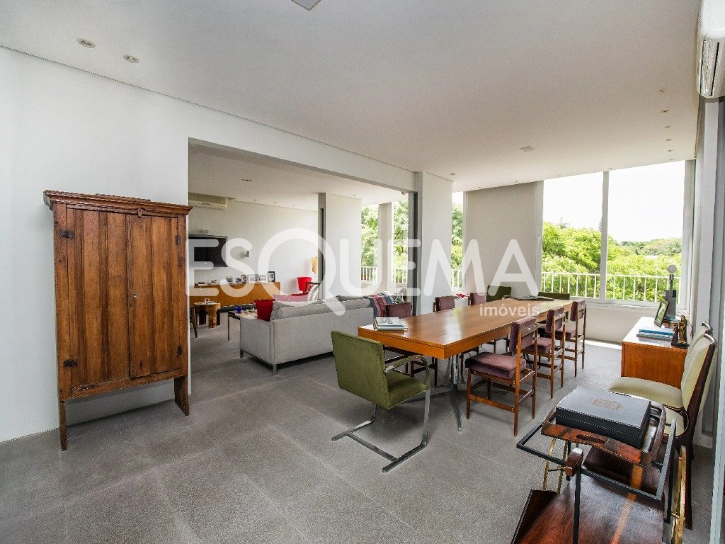 Apartamento reformado no Itaim, com vista aberta para o verde do Jardim Europa - Imagem 2