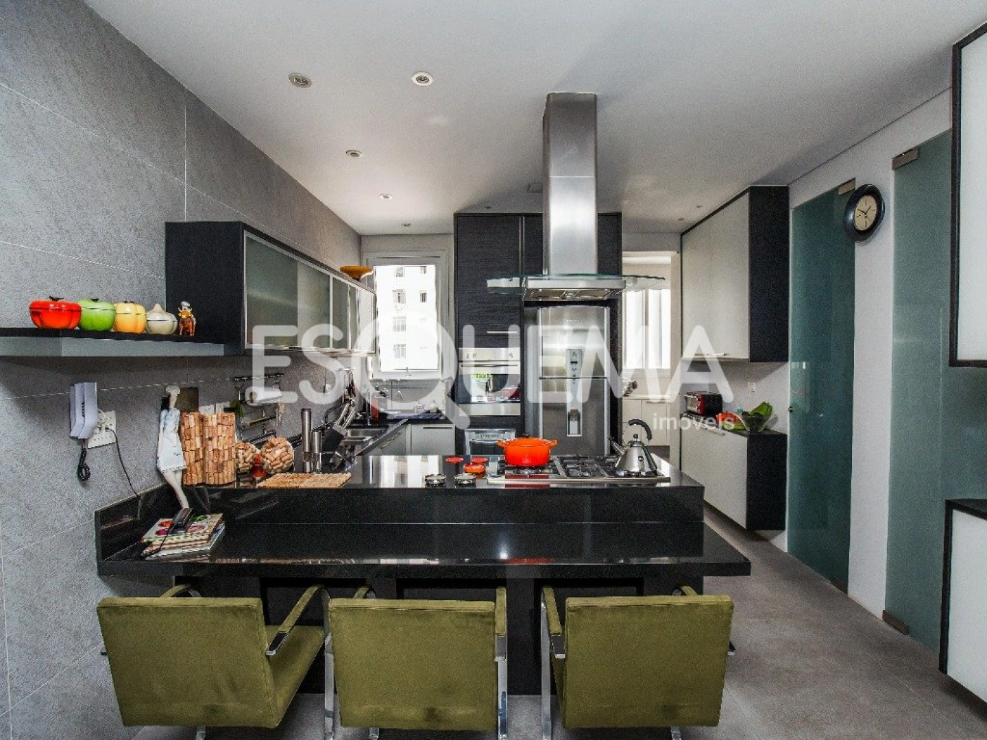 Apartamento reformado no Itaim, com vista aberta para o verde do Jardim Europa - Imagem 7