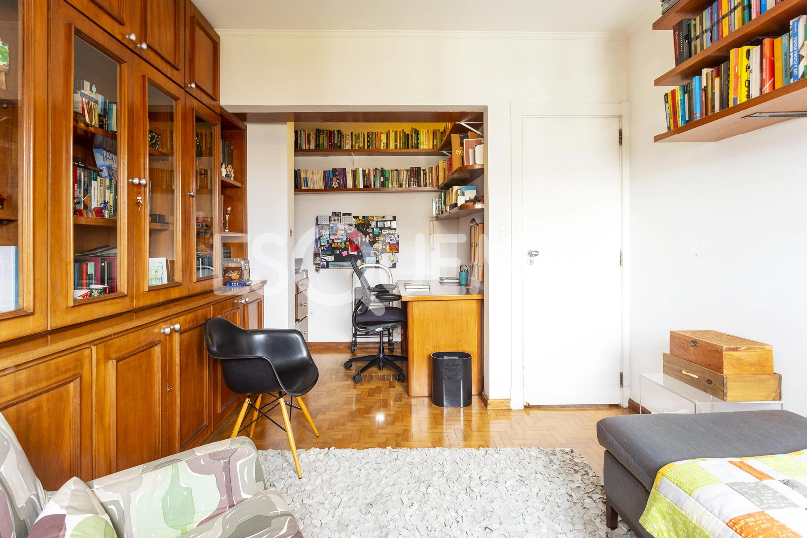 Apartamento em andar alto a passos da Praça Pereira Coutinho - Imagem 14