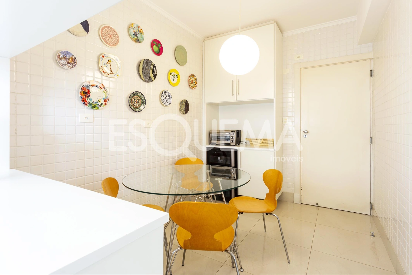 Apartamento em andar alto a passos da Praça Pereira Coutinho - Imagem 8