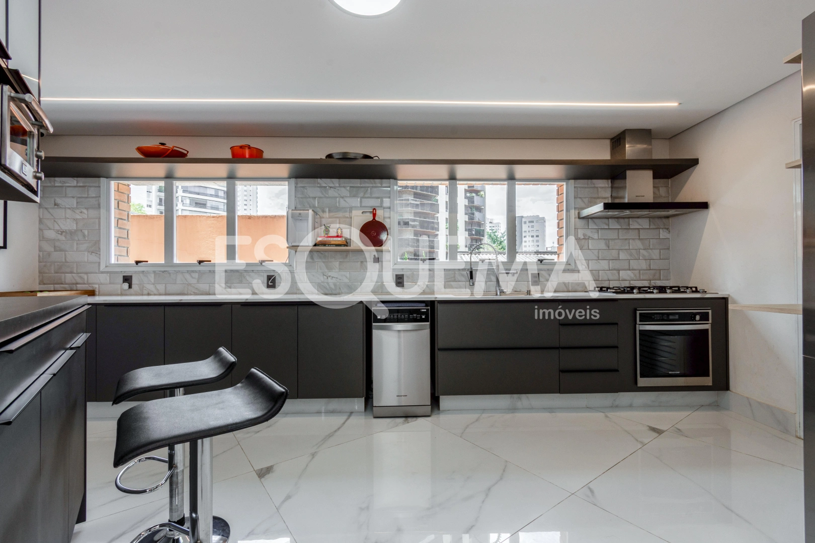 Apartamento reformado com vista para o verde na Vila Nova Conceição - Imagem 13