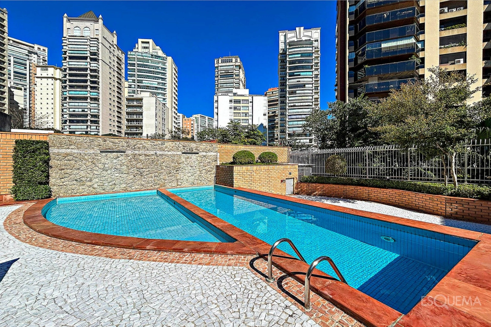 Apartamento reformado com vista para o verde na Vila Nova Conceição - Imagem 15