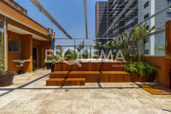 Cobertura com planta funcional