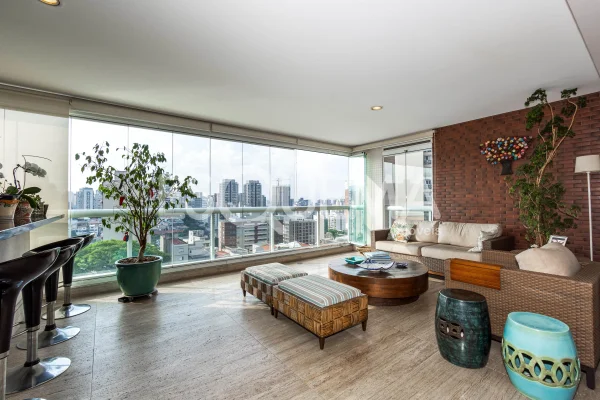 Apartamento com ambientes integrados em Perdizes