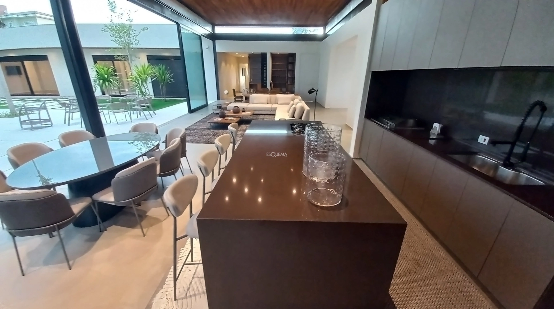 Casa em estilo contemporâneo projetada por Cristiano Ribeiro - Imagem 11