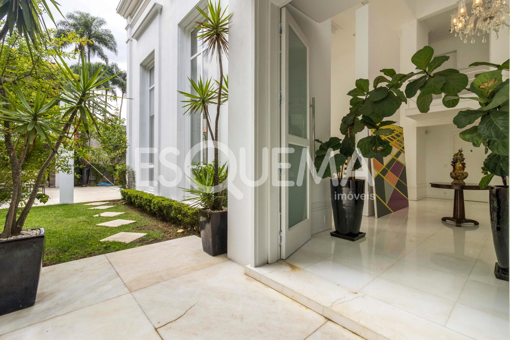 Casa deliciosa com espaço gourmet em rua cobiçada do Jardim Guedala - Imagem 15