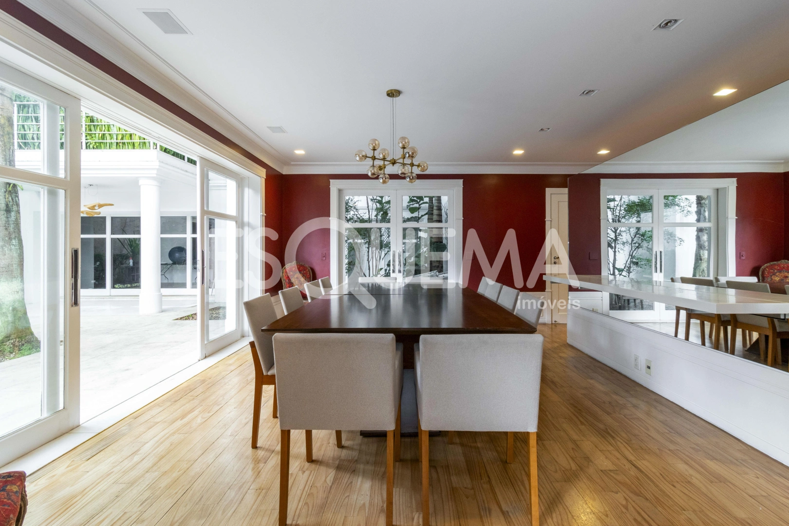 Casa deliciosa com espaço gourmet em rua cobiçada do Jardim Guedala - Imagem 6