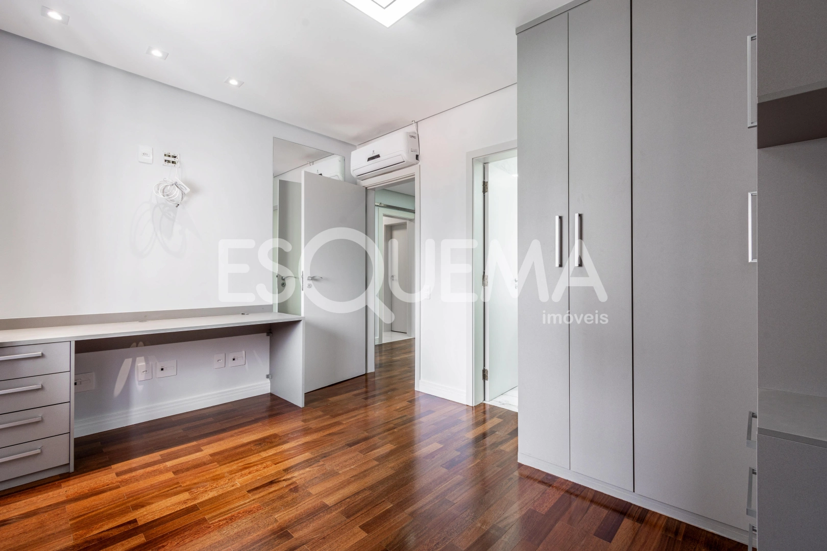 Cobertura duplex reformada na Vila Mariana - Imagem 13