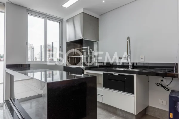 Cobertura duplex reformada na Vila Mariana