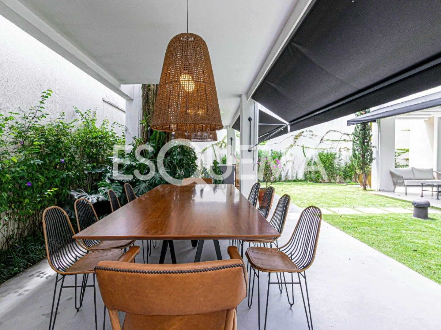 Casa bem decorada e com ótimos acabamentos - Imagem 9