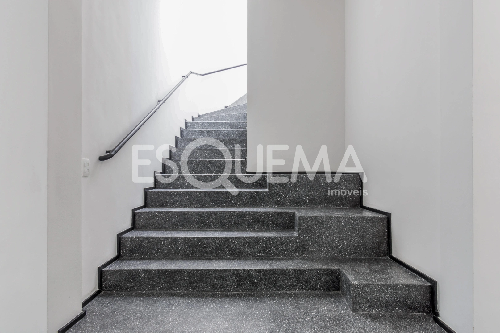 Casa ao lado do Parque Ibirapuera no Jardim Luzitania - Imagem 15