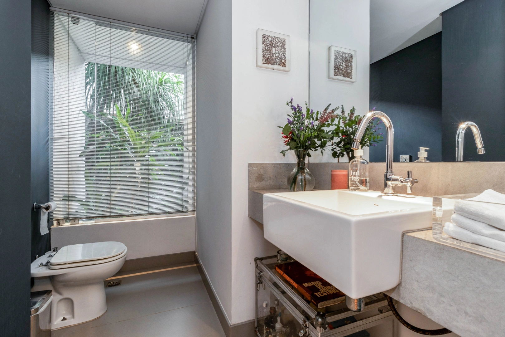 Casa bem iluminada e com vista privilegiada - Imagem 15