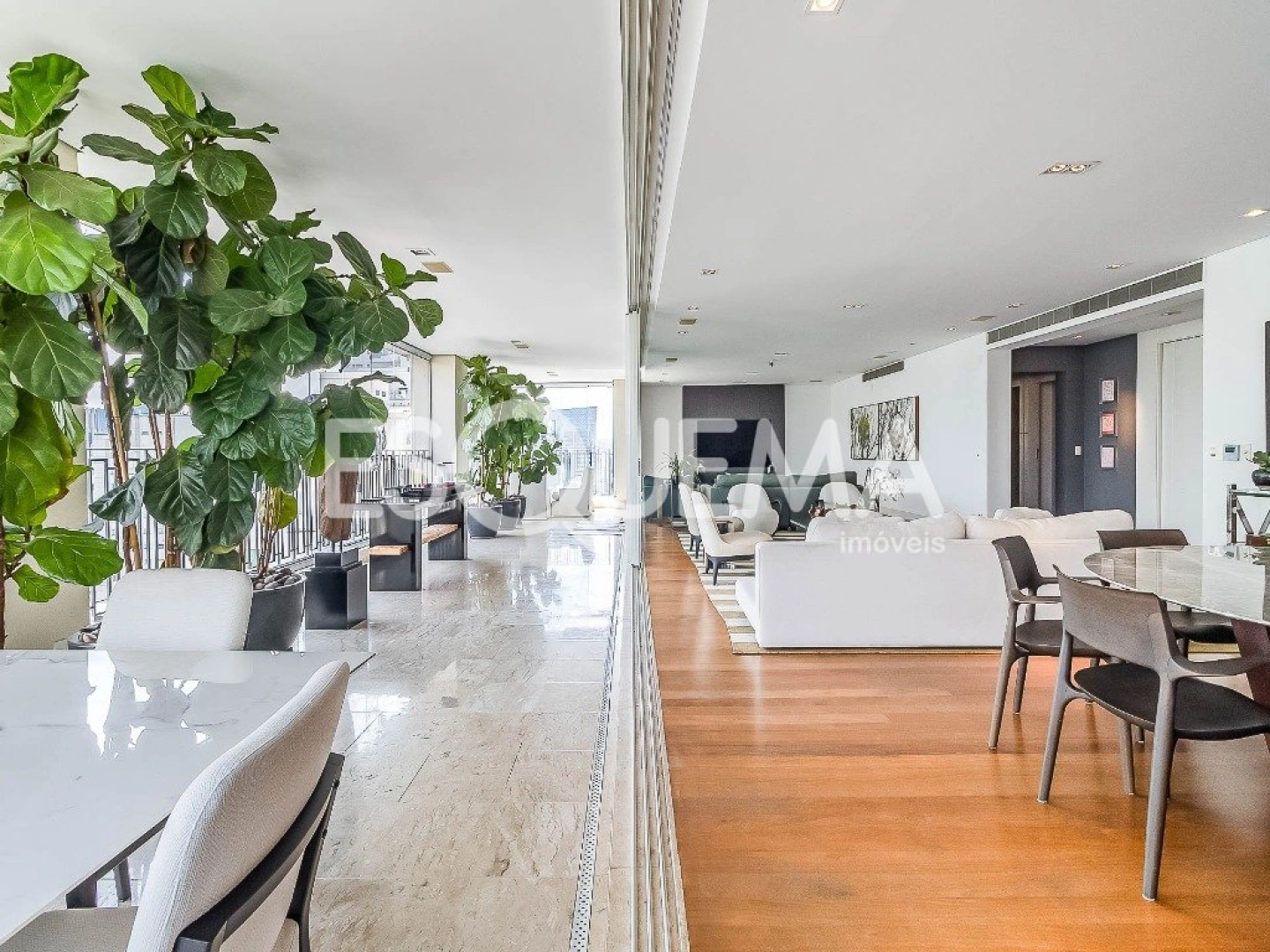Apartamento com vista para o Parque do Povo - Imagem 1