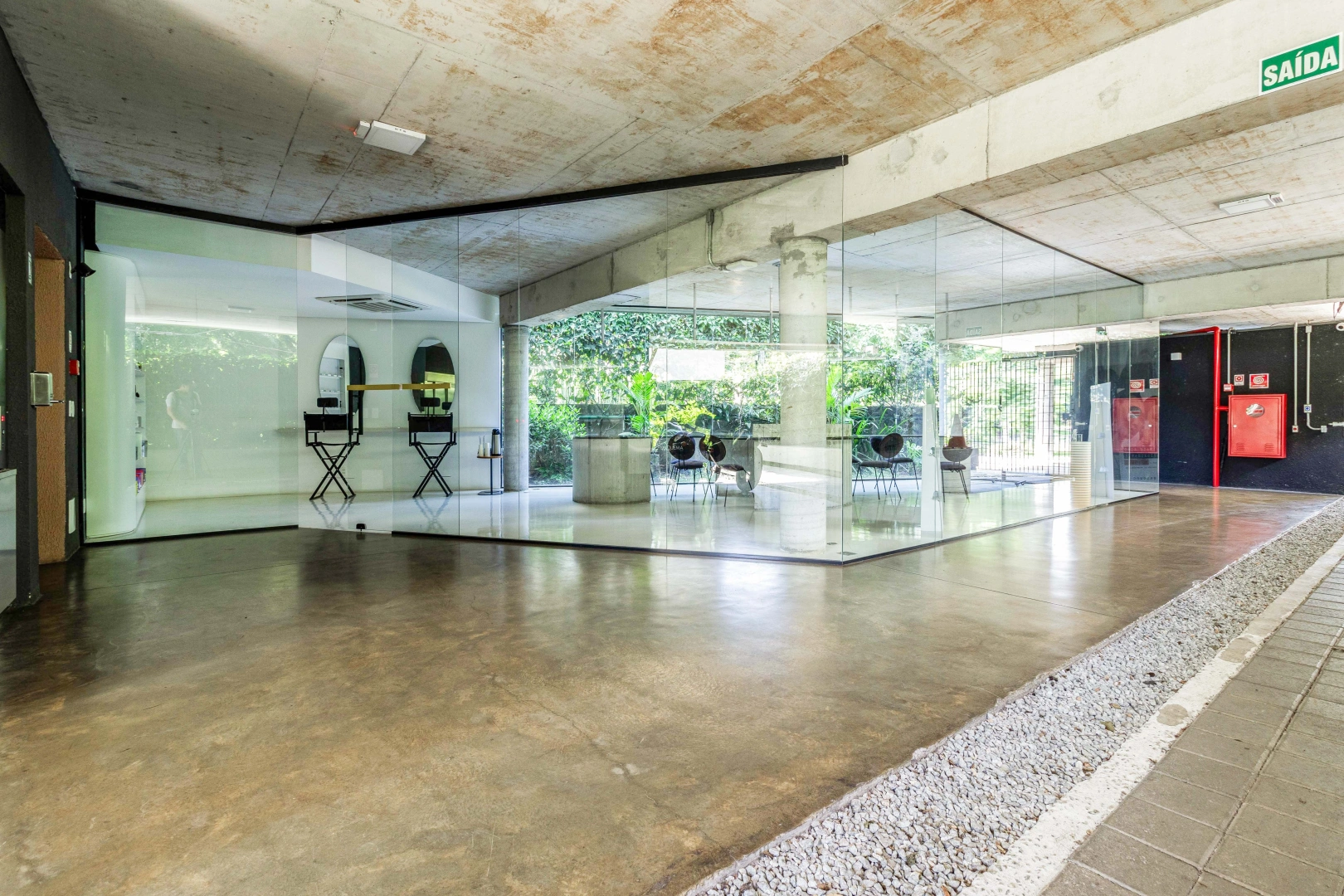 Prédio comercial ao lado do Parque Villa-Lobos - Imagem 1