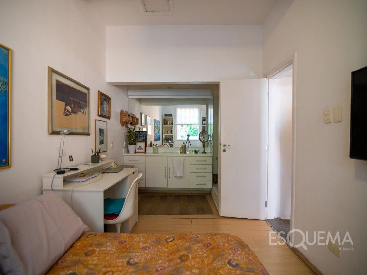 Casa reformada na melhor rua do Jardim Paulistano - Imagem 14