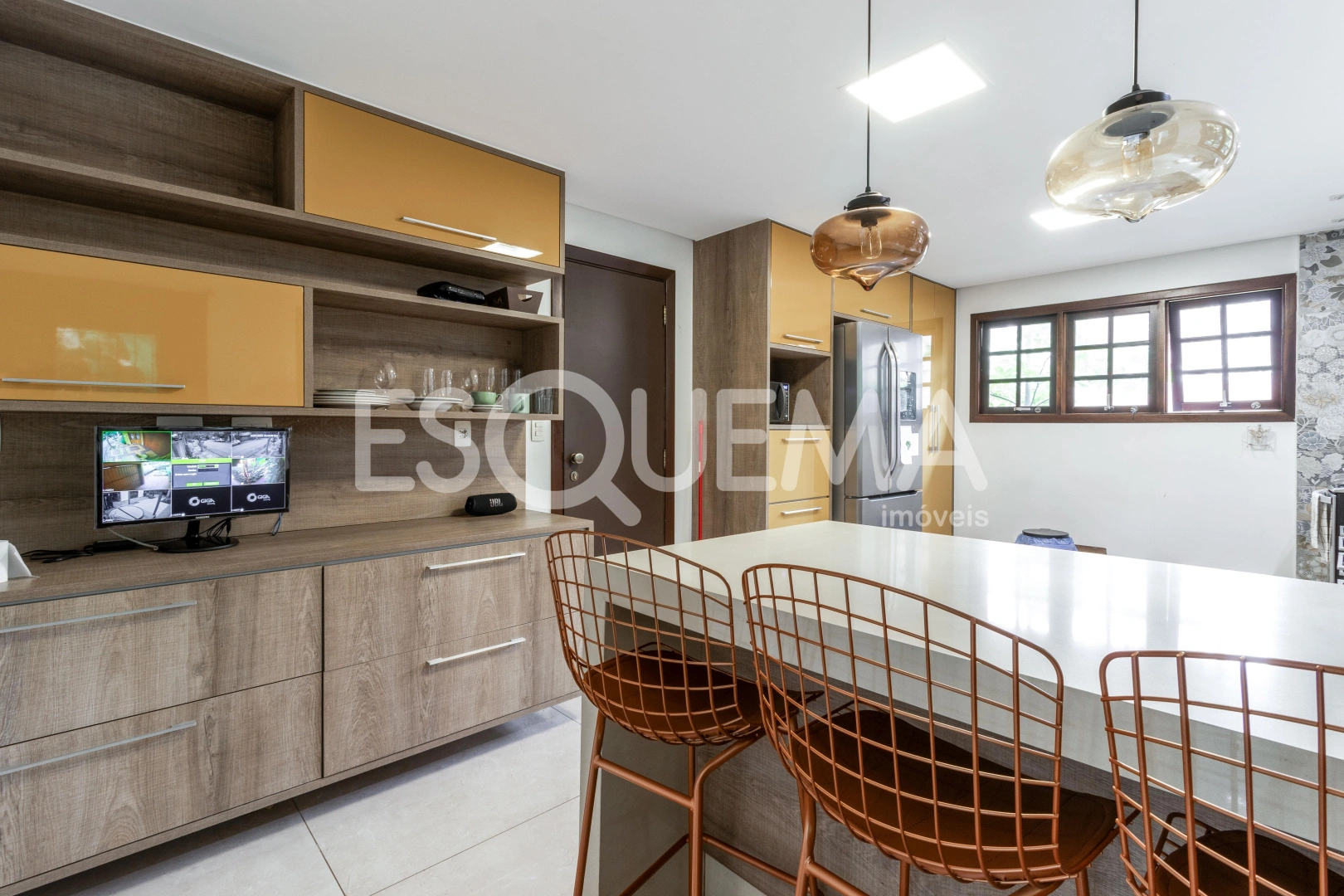 Casa com projeto contemporâneo - Imagem 11