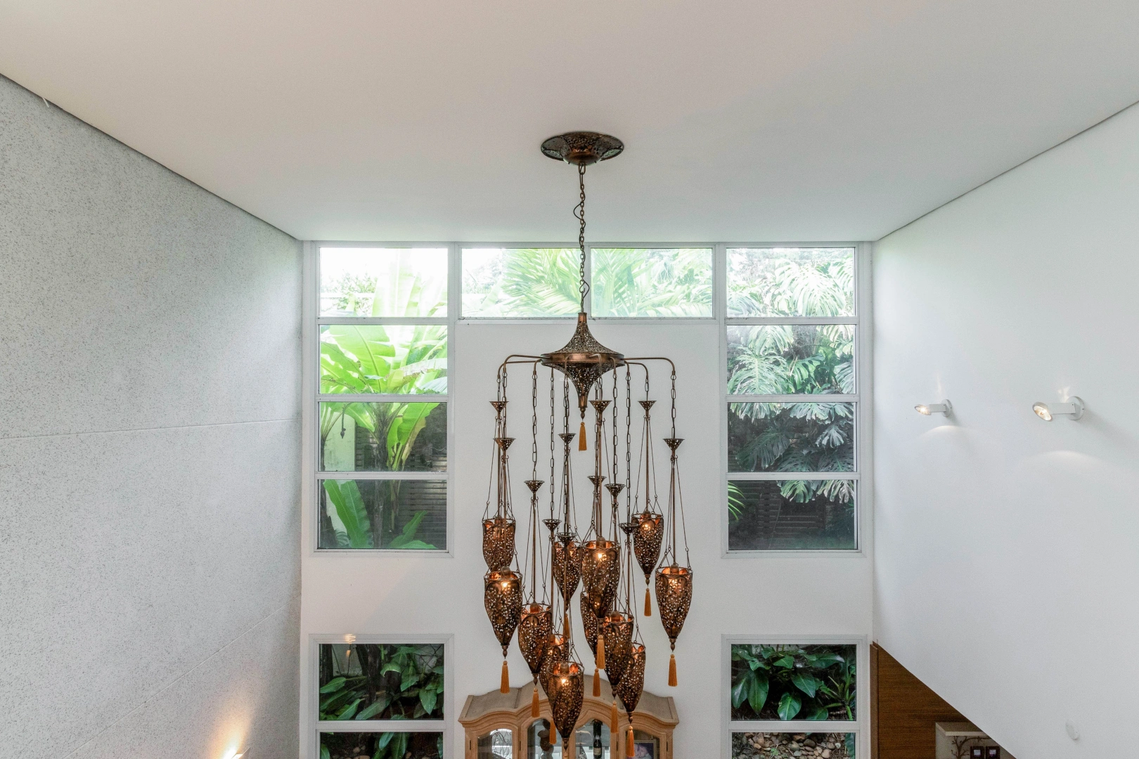 Casa com reforma moderna e sustentável - Imagem 10