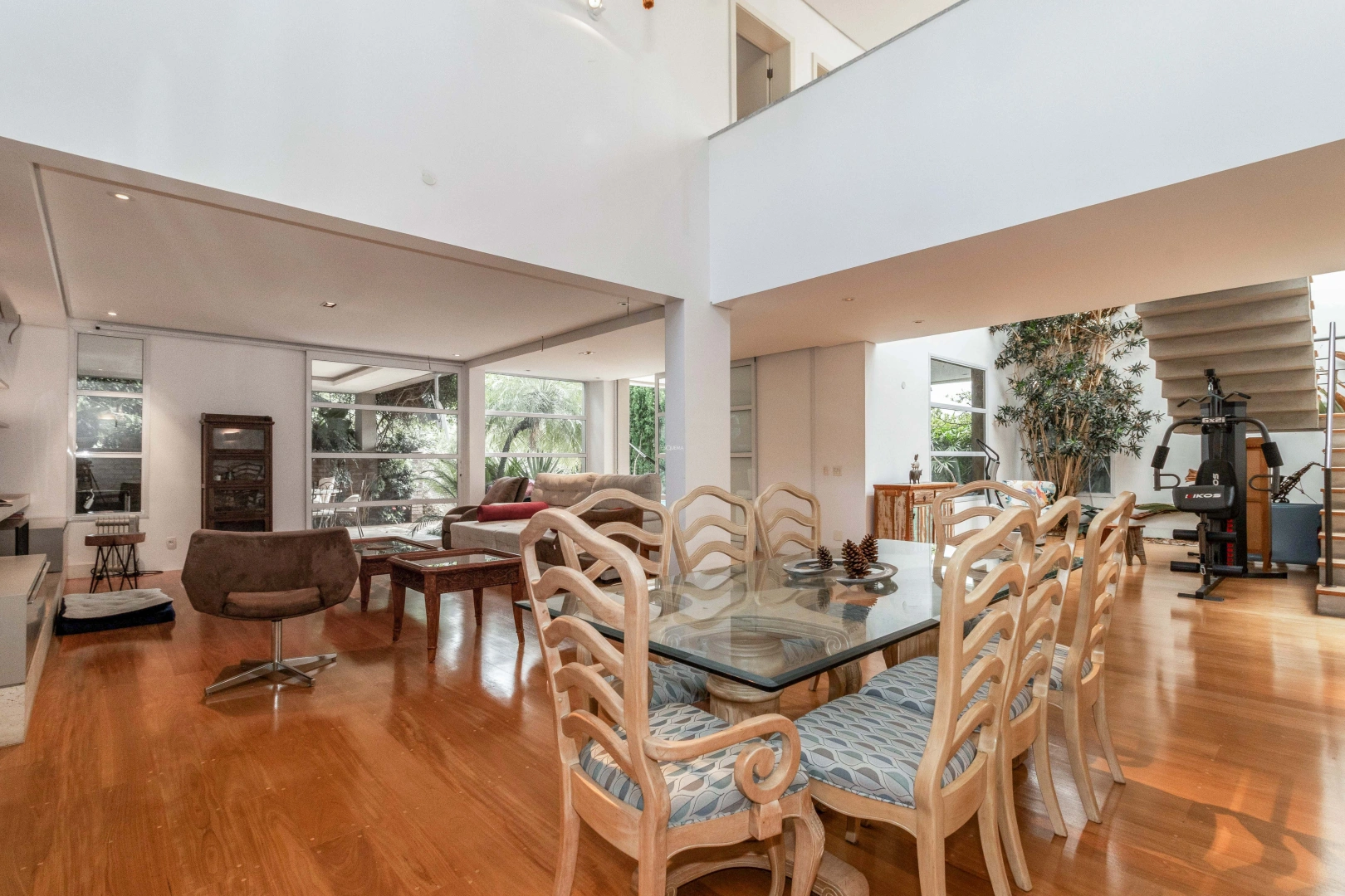 Casa com reforma moderna e sustentável - Imagem 3